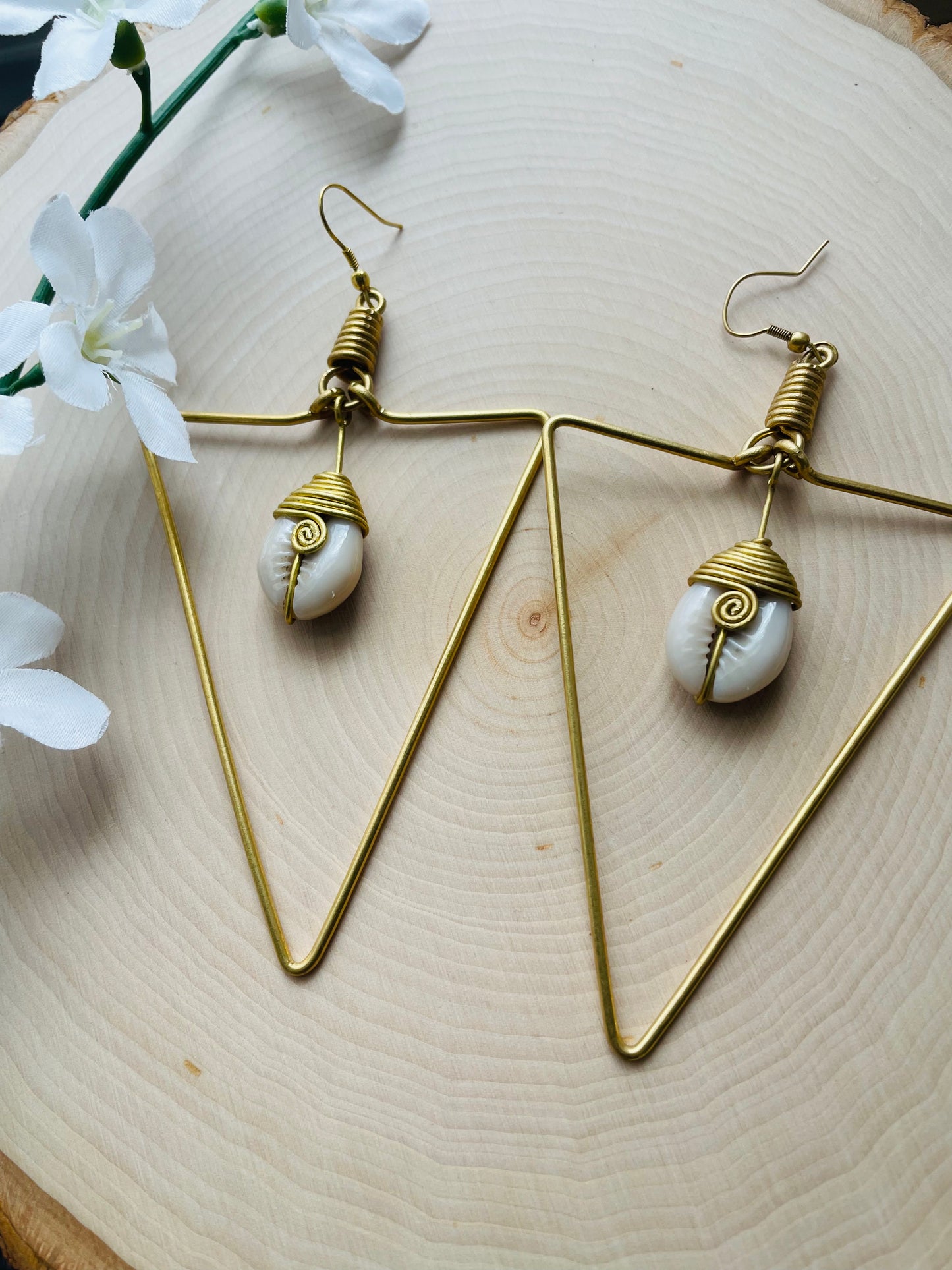 Giza Cowrie Earrings