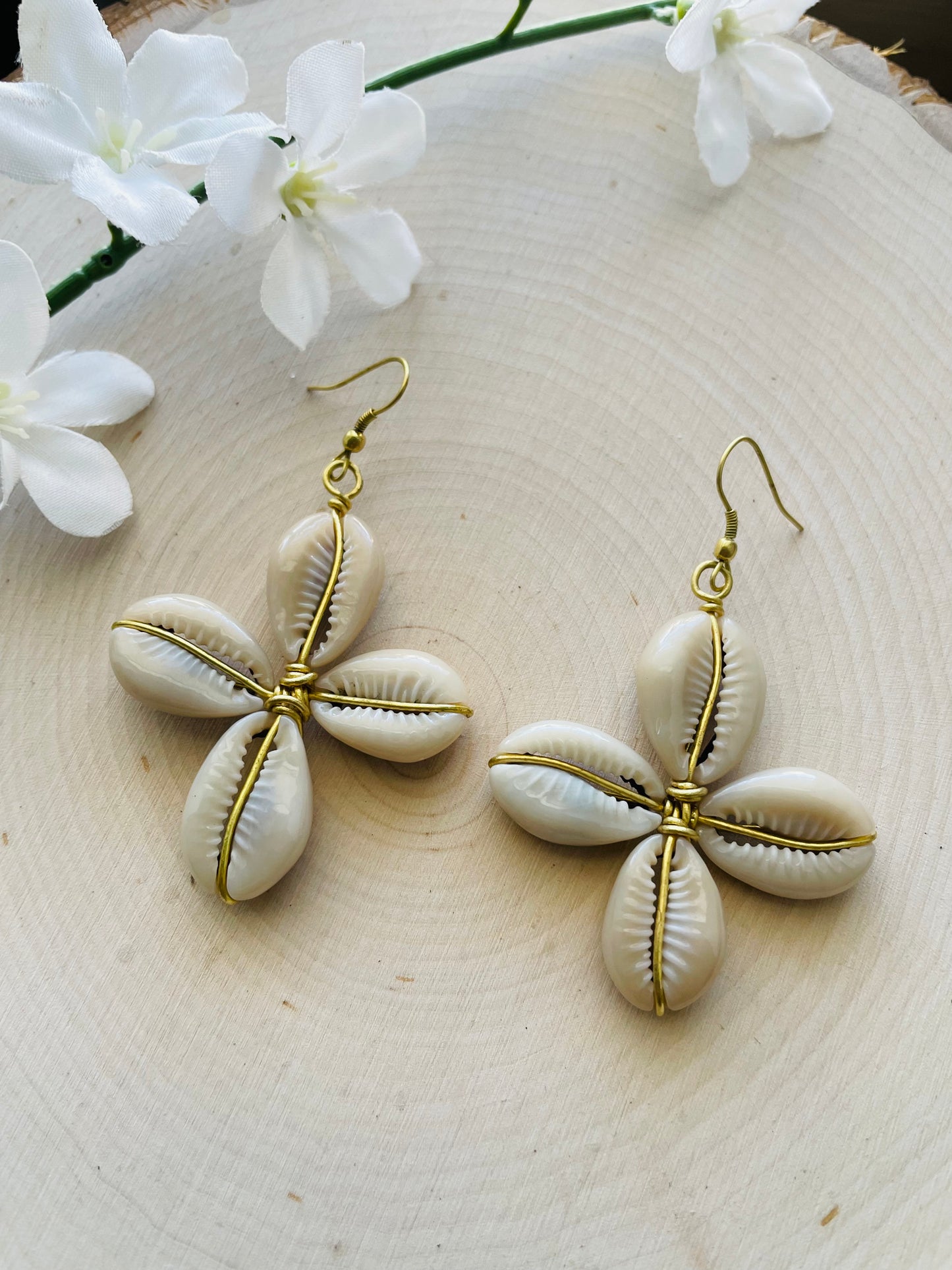 Cowrie Clover Earrings